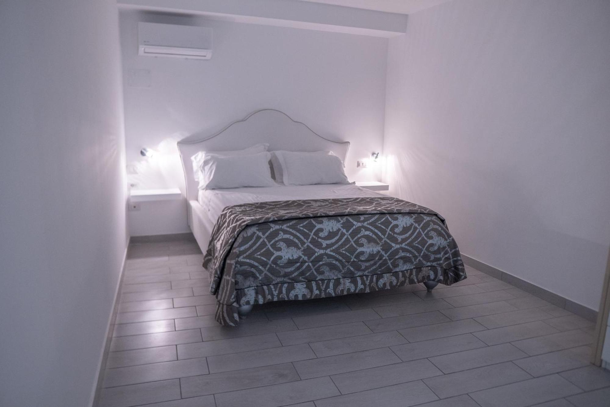 Suite D'Elite Chiaia Nápoles Exterior foto